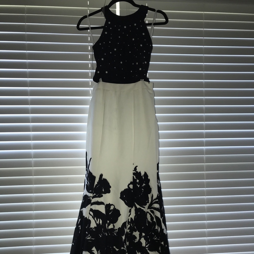 2 Piece Prom or wedding set (accepting offers)